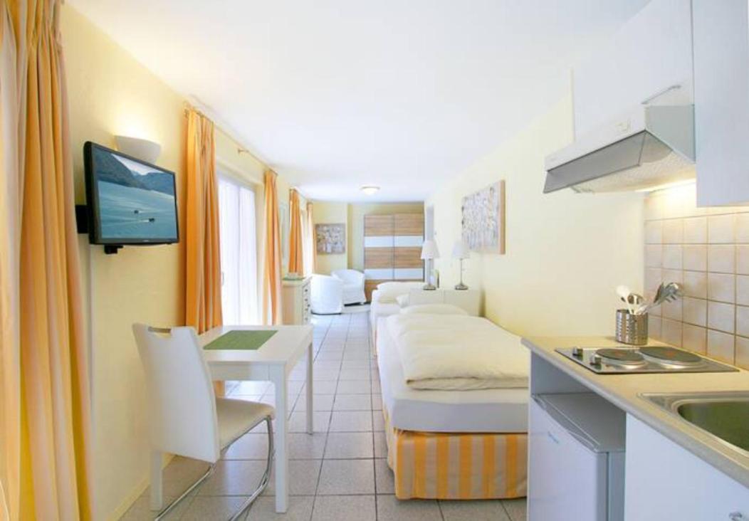 Depandance Garni Golf Apartment Ascona Bagian luar foto