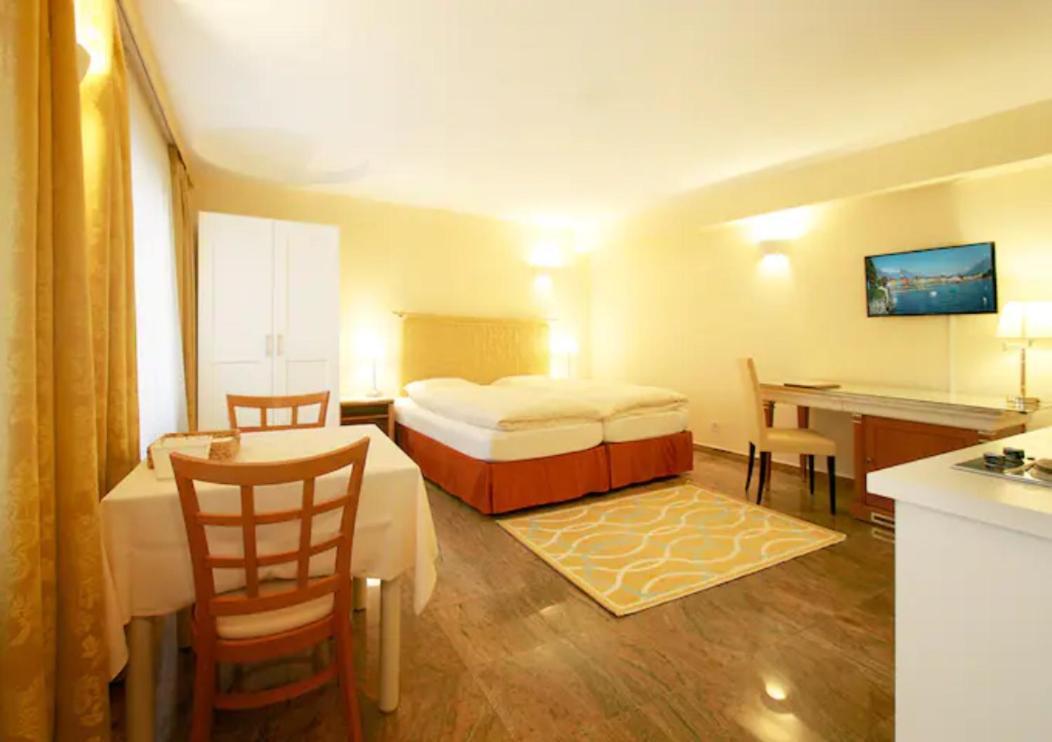 Depandance Garni Golf Apartment Ascona Bagian luar foto