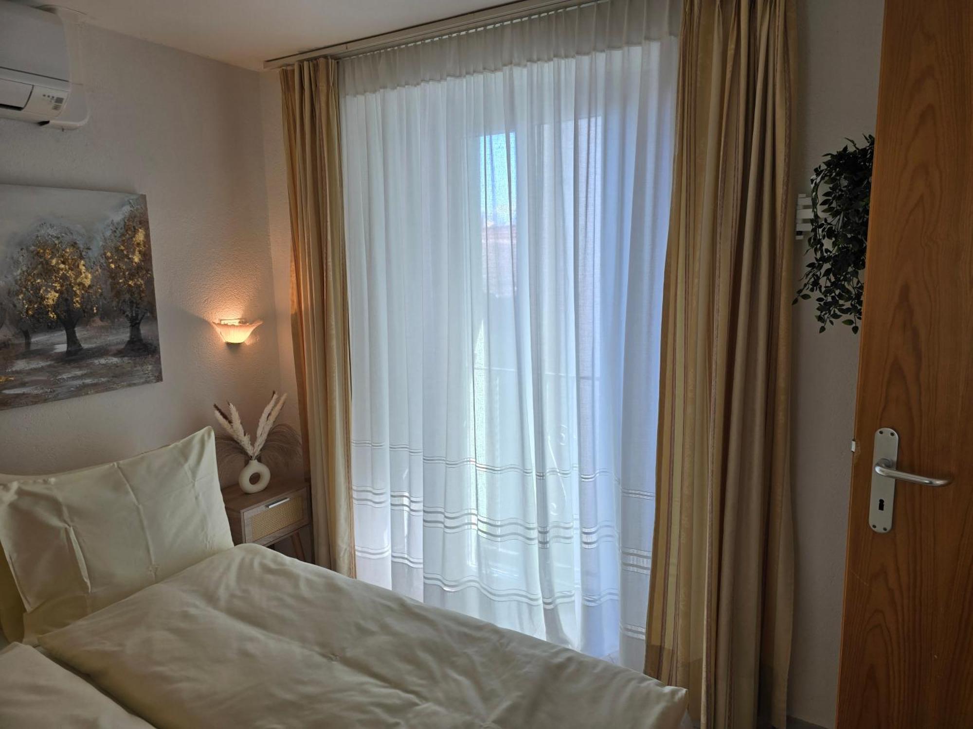 Depandance Garni Golf Apartment Ascona Bagian luar foto